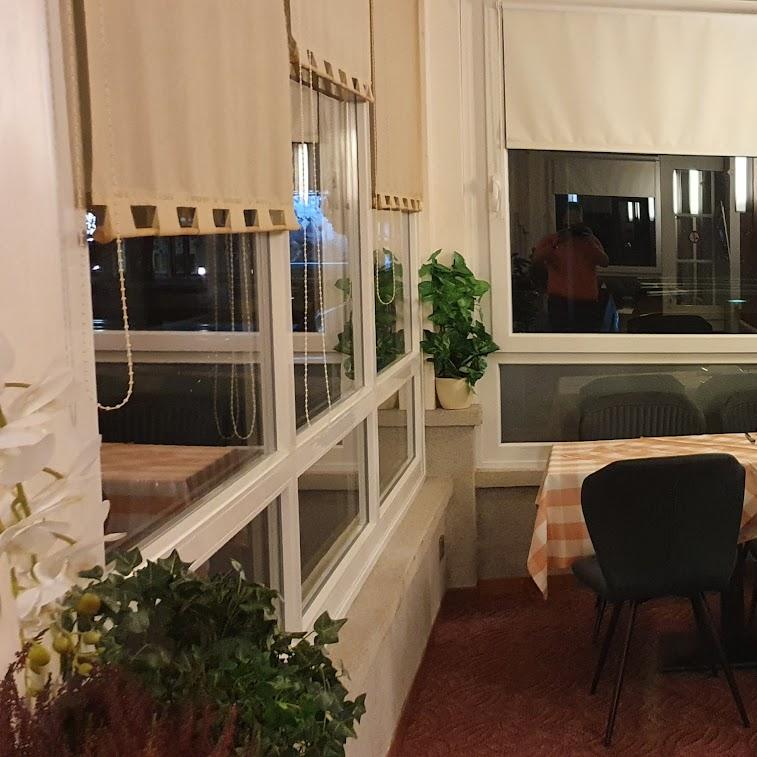 Restaurant "La Petite Taverne" in Loxstedt