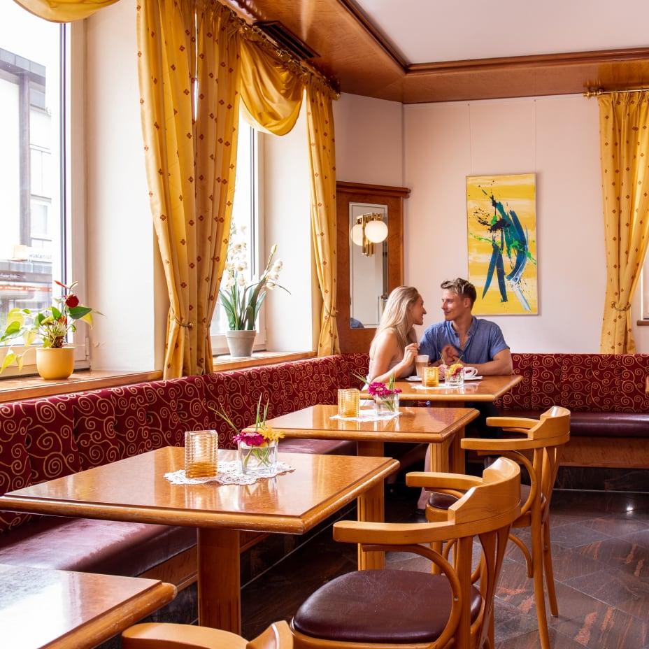Restaurant "Café-Hotel Greinwald" in Marktoberdorf