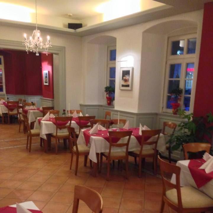 Restaurant "Rotes Haus" in Rockenberg