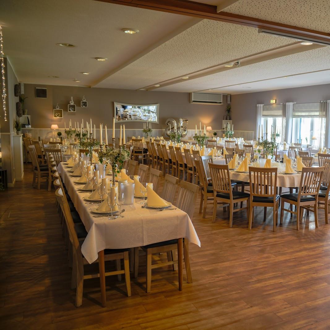 Restaurant "Landhaus" in Looft