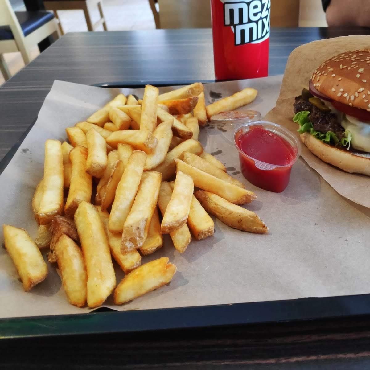 Restaurant "Burger-Biss" in Stade