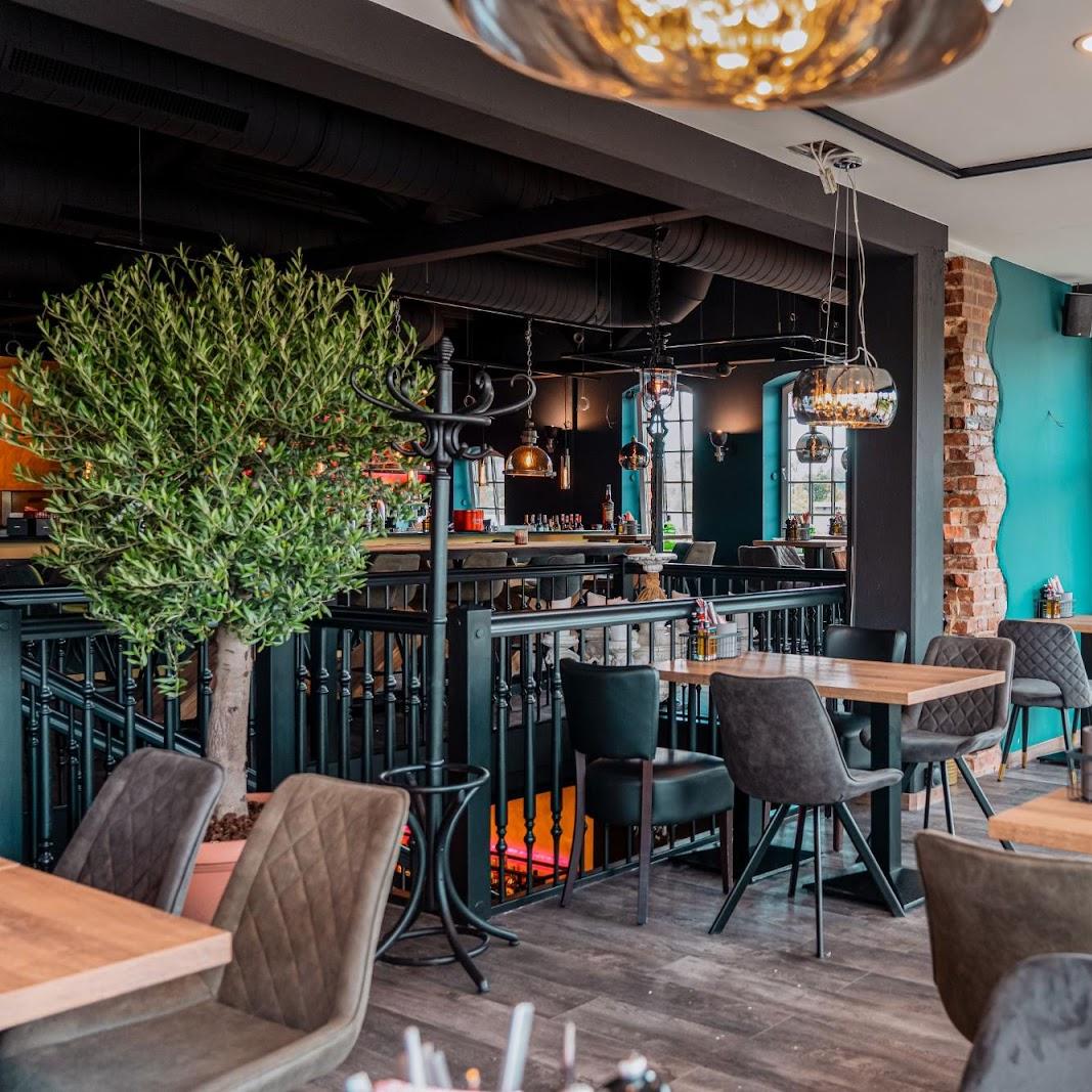 Restaurant "OPPOSTI" in Stade