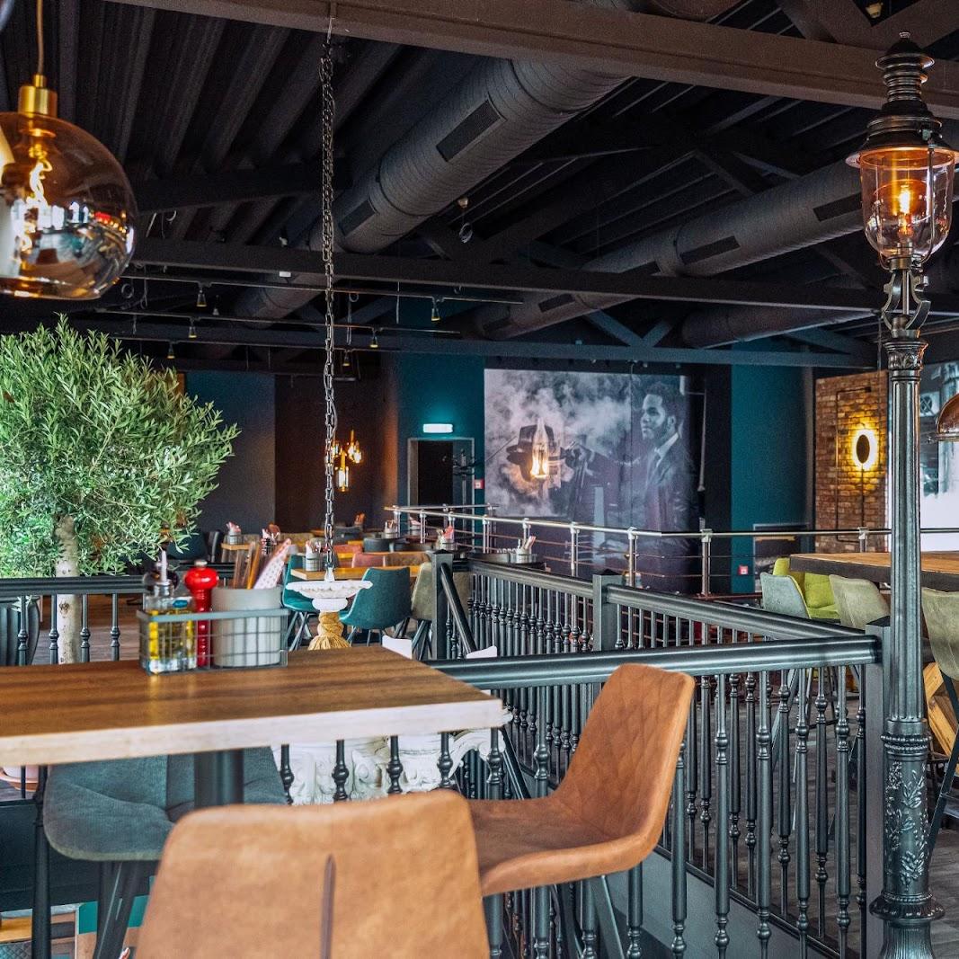 Restaurant "OPPOSTI" in Stade