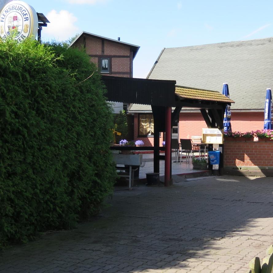 Restaurant "Stadtbäckerei Kühl GmbH & Co. KG" in  Sanitz
