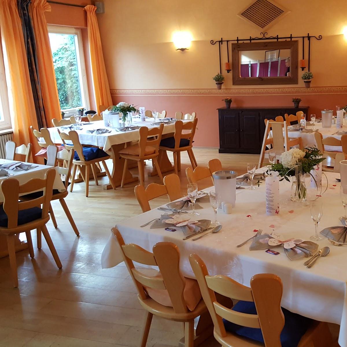 Restaurant "Schloss-Gaststätte Deberndorf" in Cadolzburg