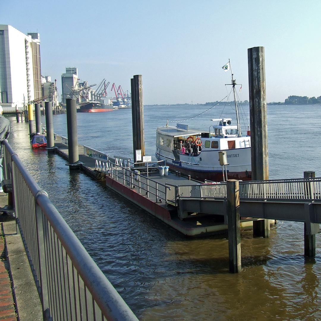 Restaurant "Harrier Hof" in Brake (Unterweser)