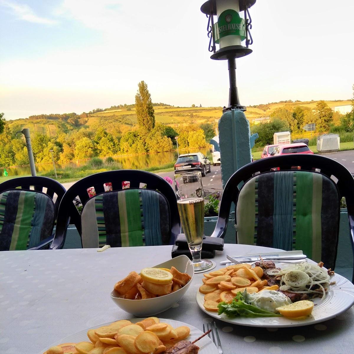 Restaurant "Zur Mainaussicht" in  Karlstadt