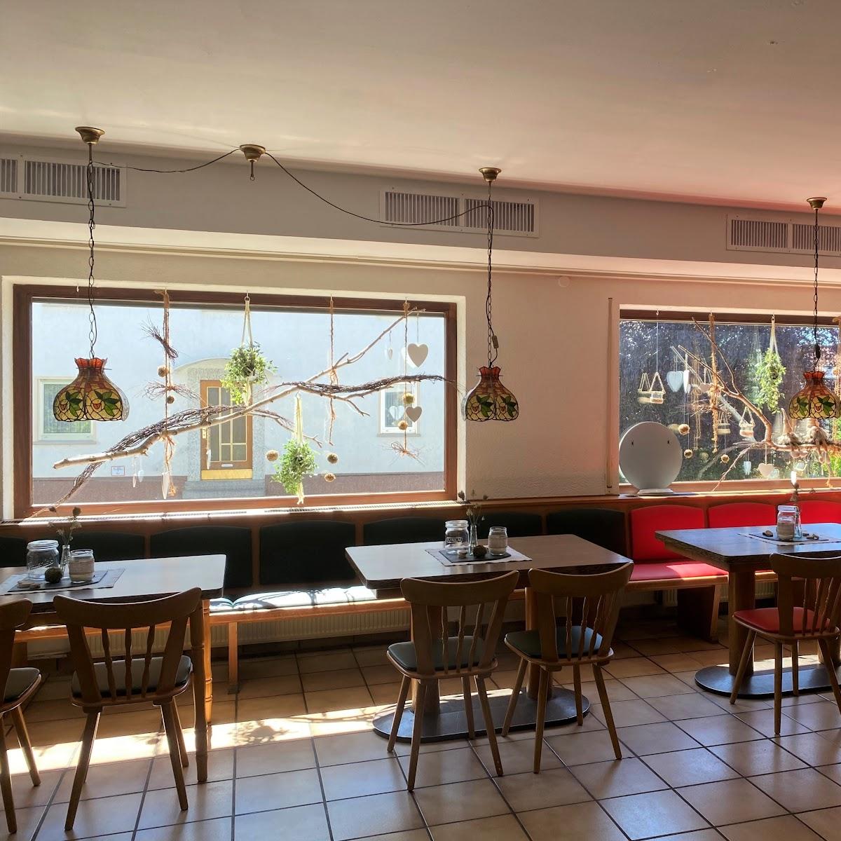 Restaurant "Zum Lahnfelsen Gräveneck" in Weinbach