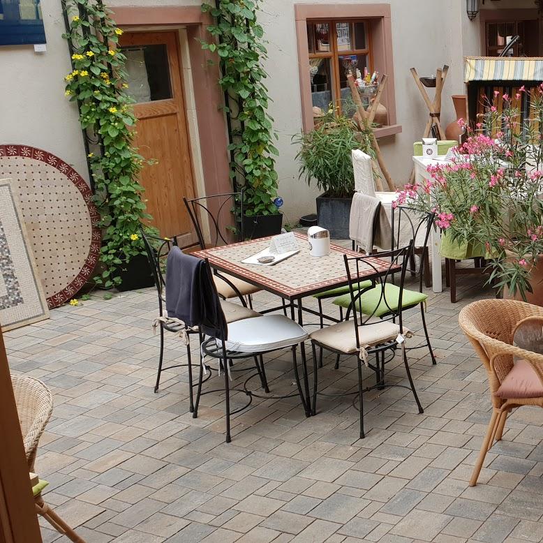 Restaurant "Café Solo" in  Berg