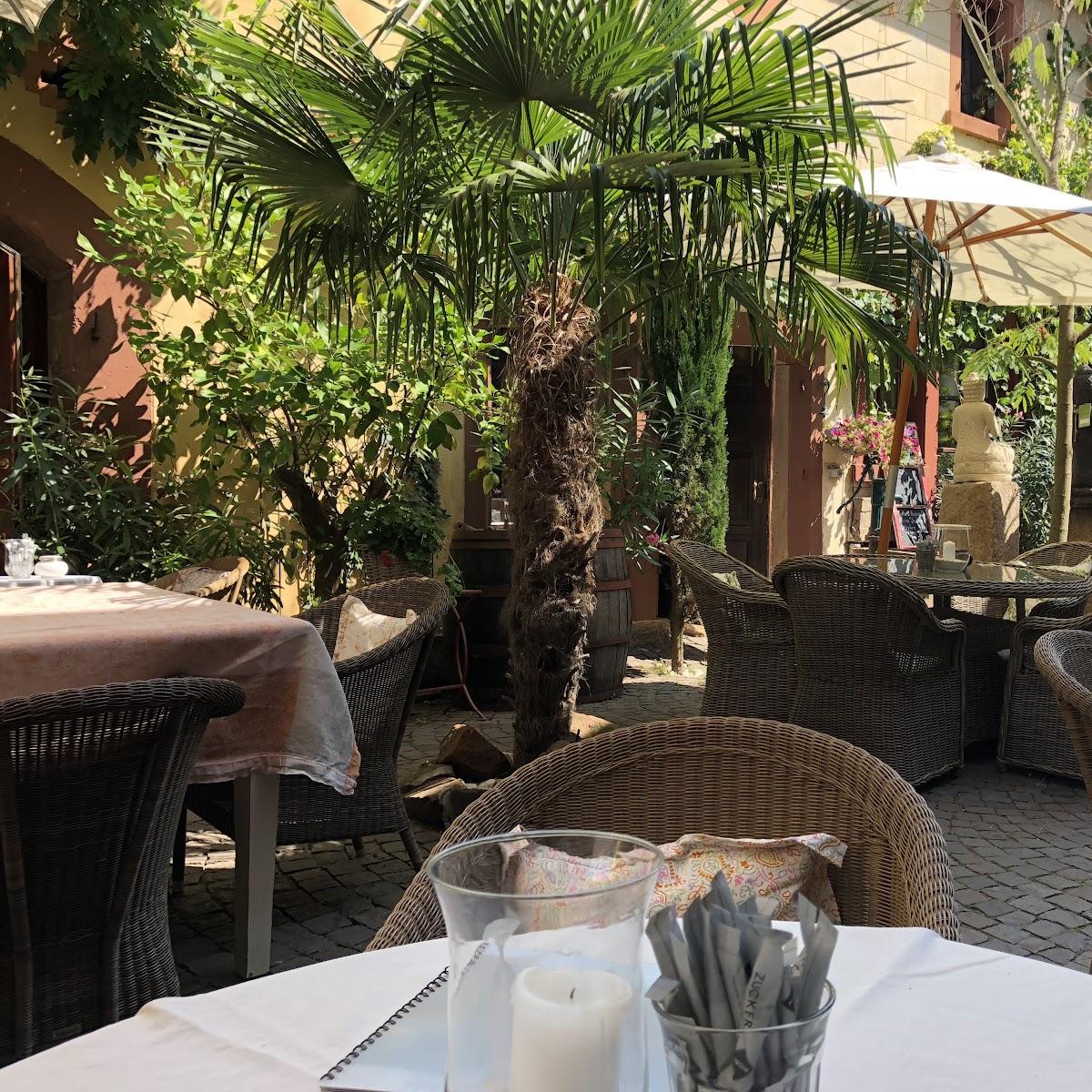 Restaurant "Café Solo" in Weisenheim am Berg