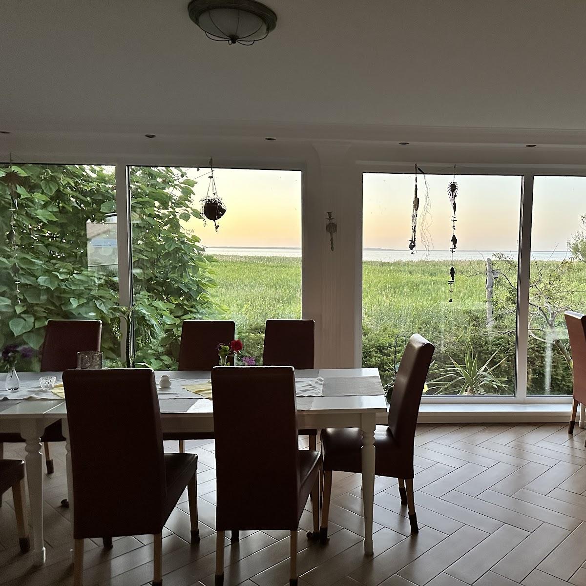 Restaurant "Usedomer Blick Cafe, Restaurant und Pension" in Ueckermünde