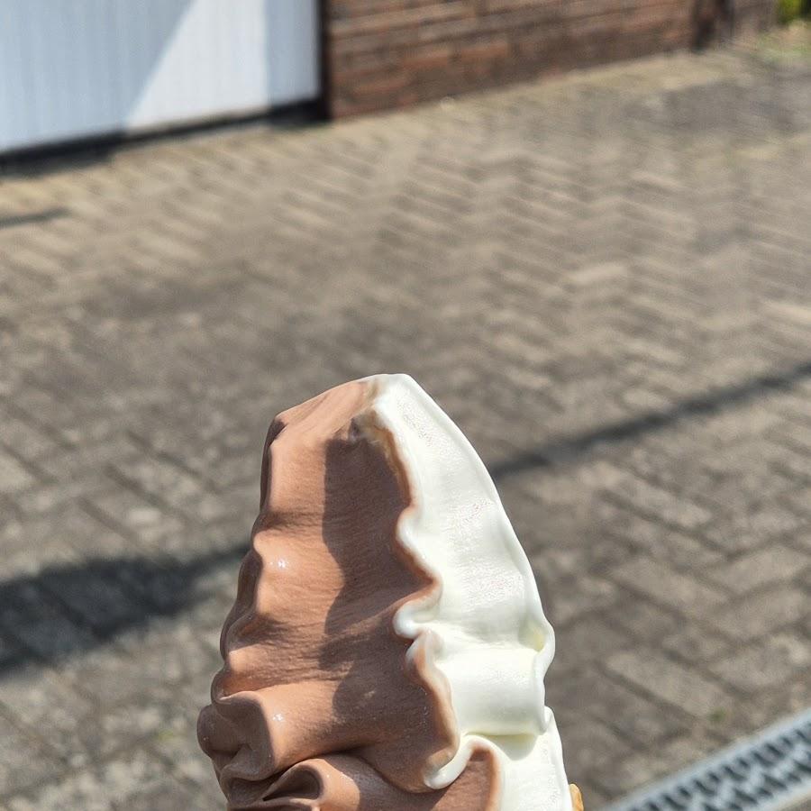 Restaurant "Softeis am Bahnhof" in Ueckermünde