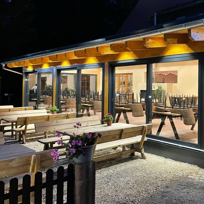 Restaurant "Gasthaus Höcherberg - Event Alm" in Bexbach