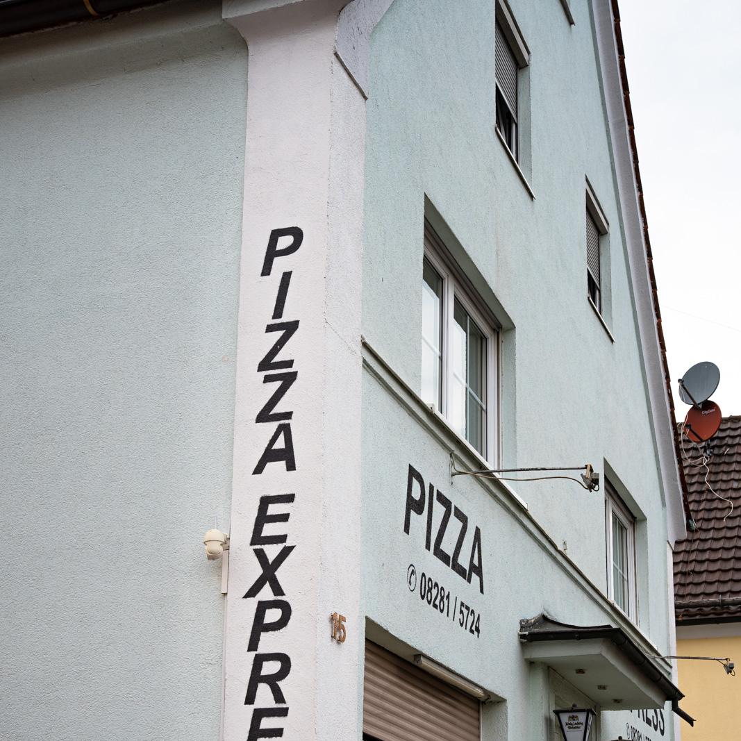 Restaurant "Pizza Express" in Thannhausen