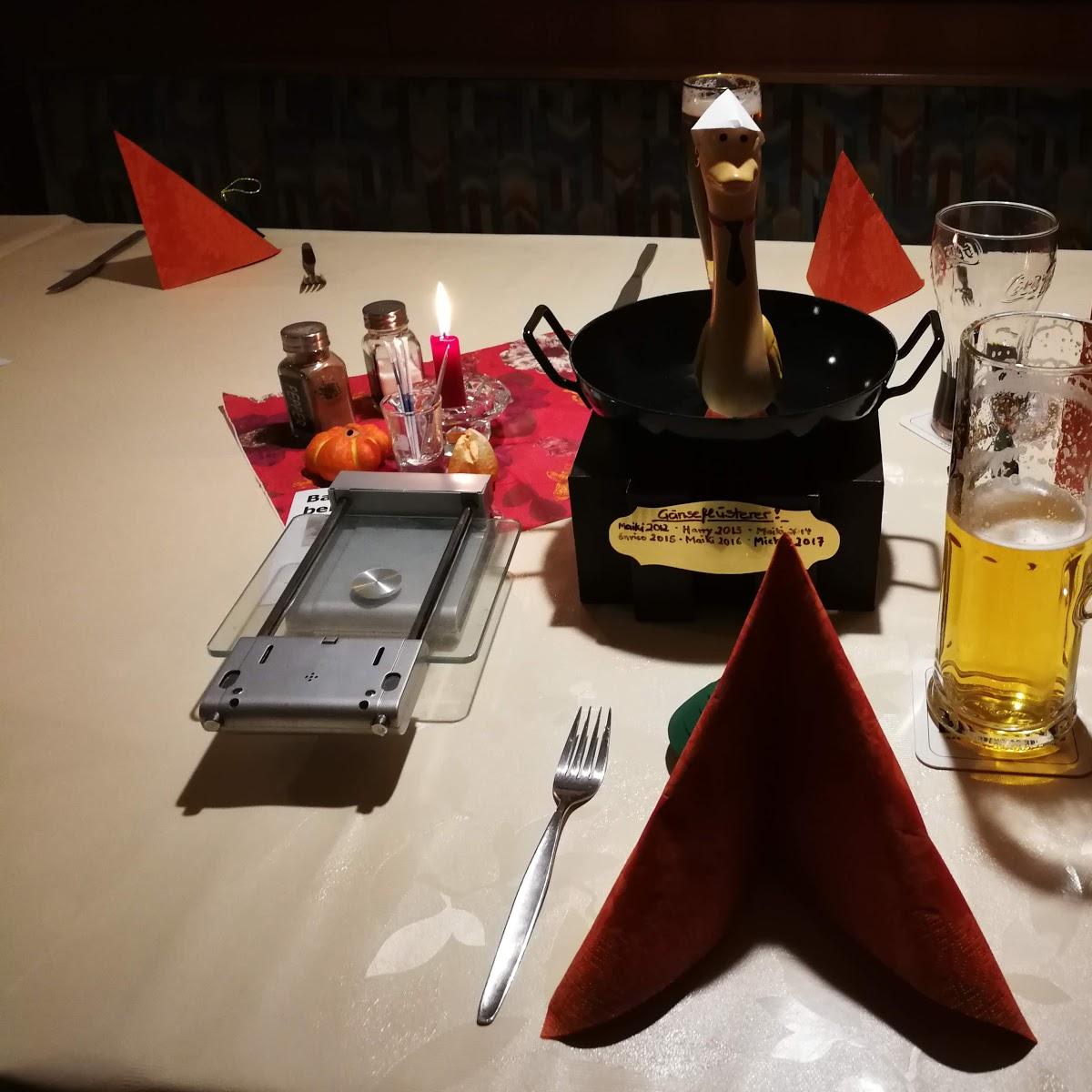 Restaurant " Zum Goldenen Löwen " in  Schauenburg