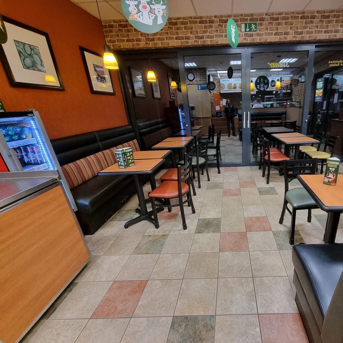 Restaurant "Subway" in Hohenlinden