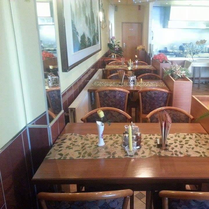 Restaurant "Asia Bistro Golden Wok" in Zetel