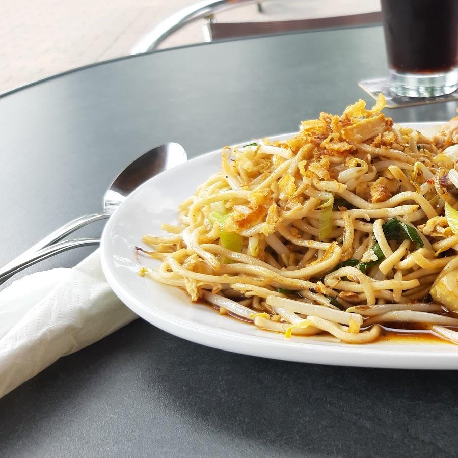 Restaurant "Grill Bistro Eurasien" in  Zetel