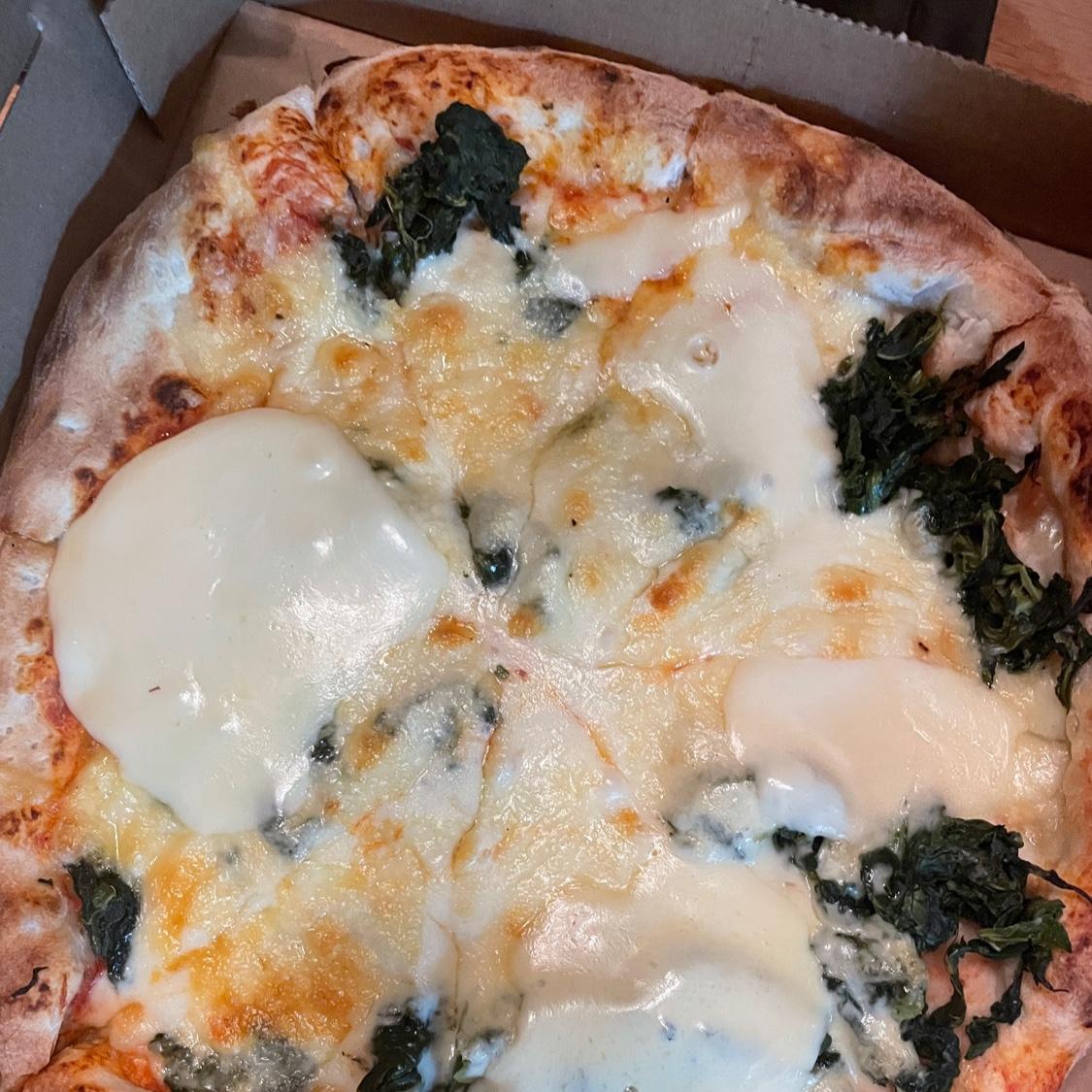 Restaurant "Treffpunkt Pizzeria & Grill  - Neuenburg" in  Zetel