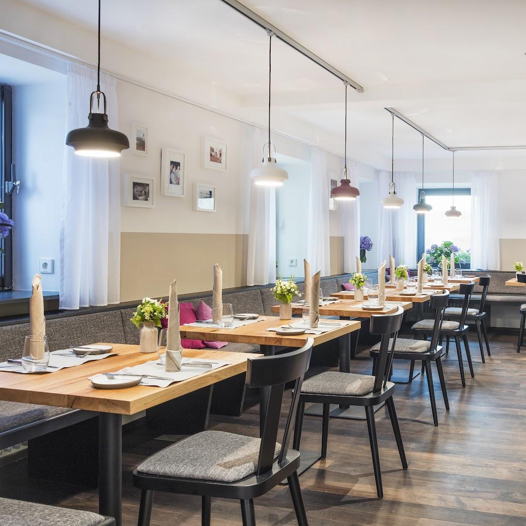 Restaurant "BIO-Restaurant-Hotel Rose (Tress Gastronomie GmbH & Co. KG)" in Hayingen