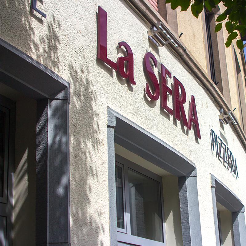 Restaurant "La Sera – Italienisches Restaurant | Pizzeria | Eiscafè" in  Rhein