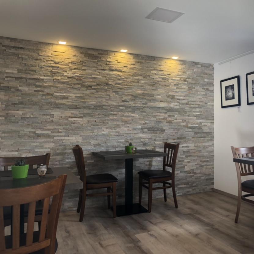 Restaurant "Zum geschwollenen Herz" in  Rhein