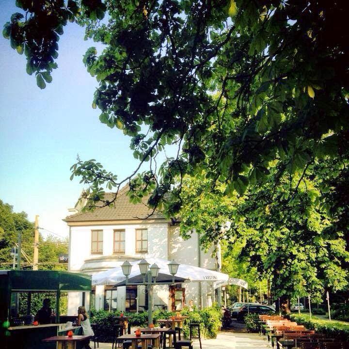 Restaurant "Kastanie" in Meerbusch