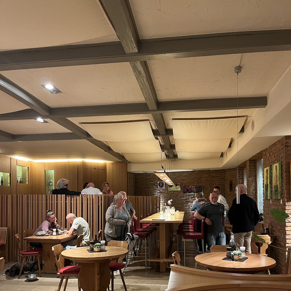 Restaurant "Weinhaus Ewig Leben" in Randersacker