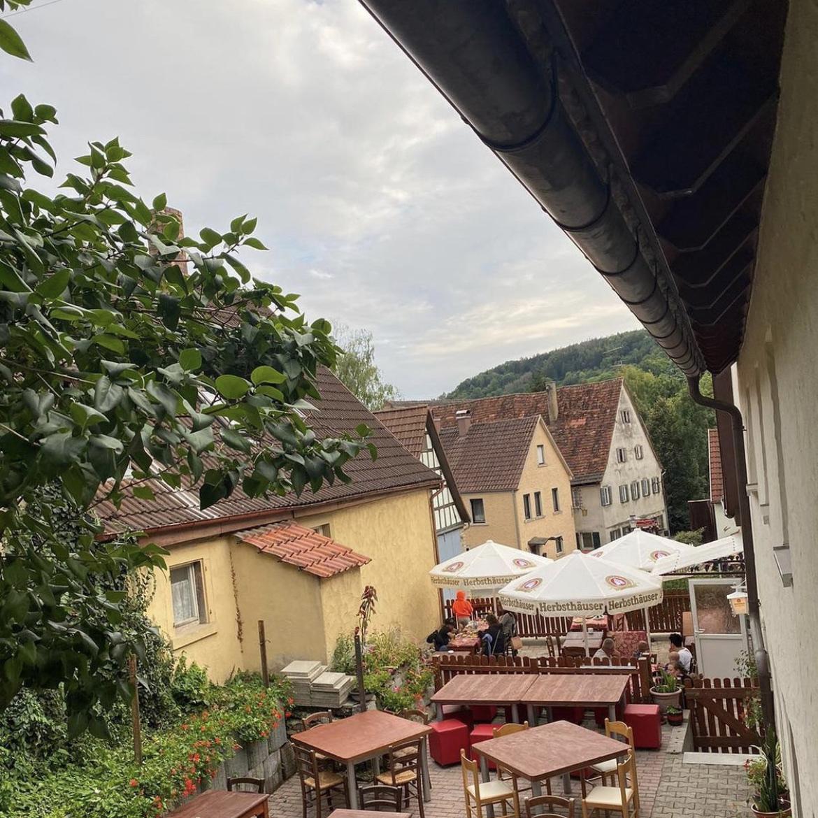 Restaurant "Gasthaus - Zur Traube - Pizzeria" in Weikersheim