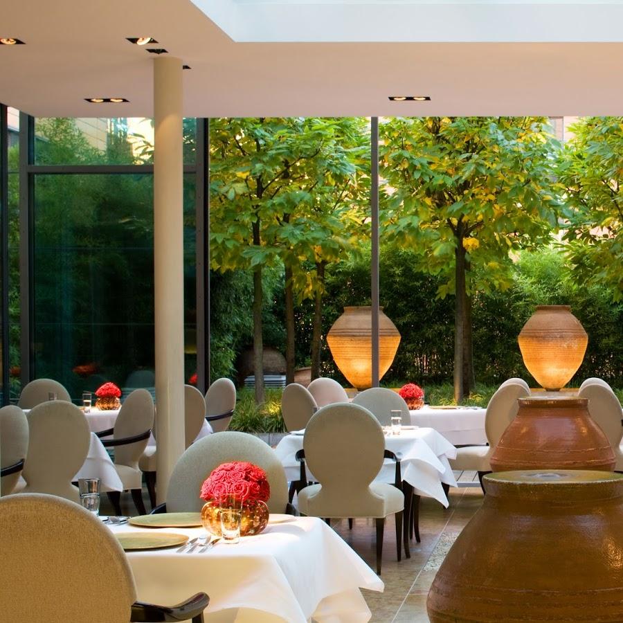 Restaurant "FACIL" in Berlin