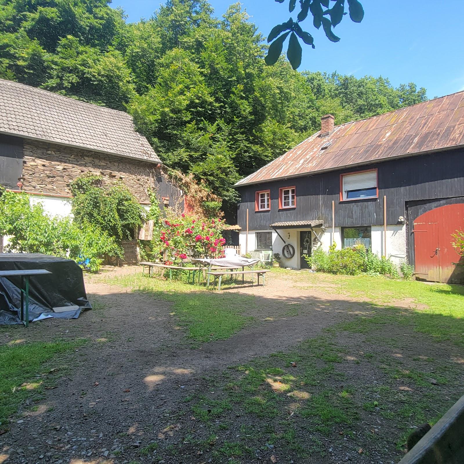Restaurant "Hofcafe zur Neumühle" in Lutzerath