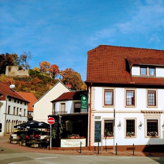 Restaurant "Hannegret Ueding Rollen Hähnchengrill" in Otterbach