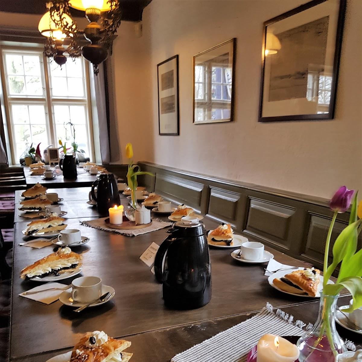 Restaurant "Roter Haubarg" in Witzwort