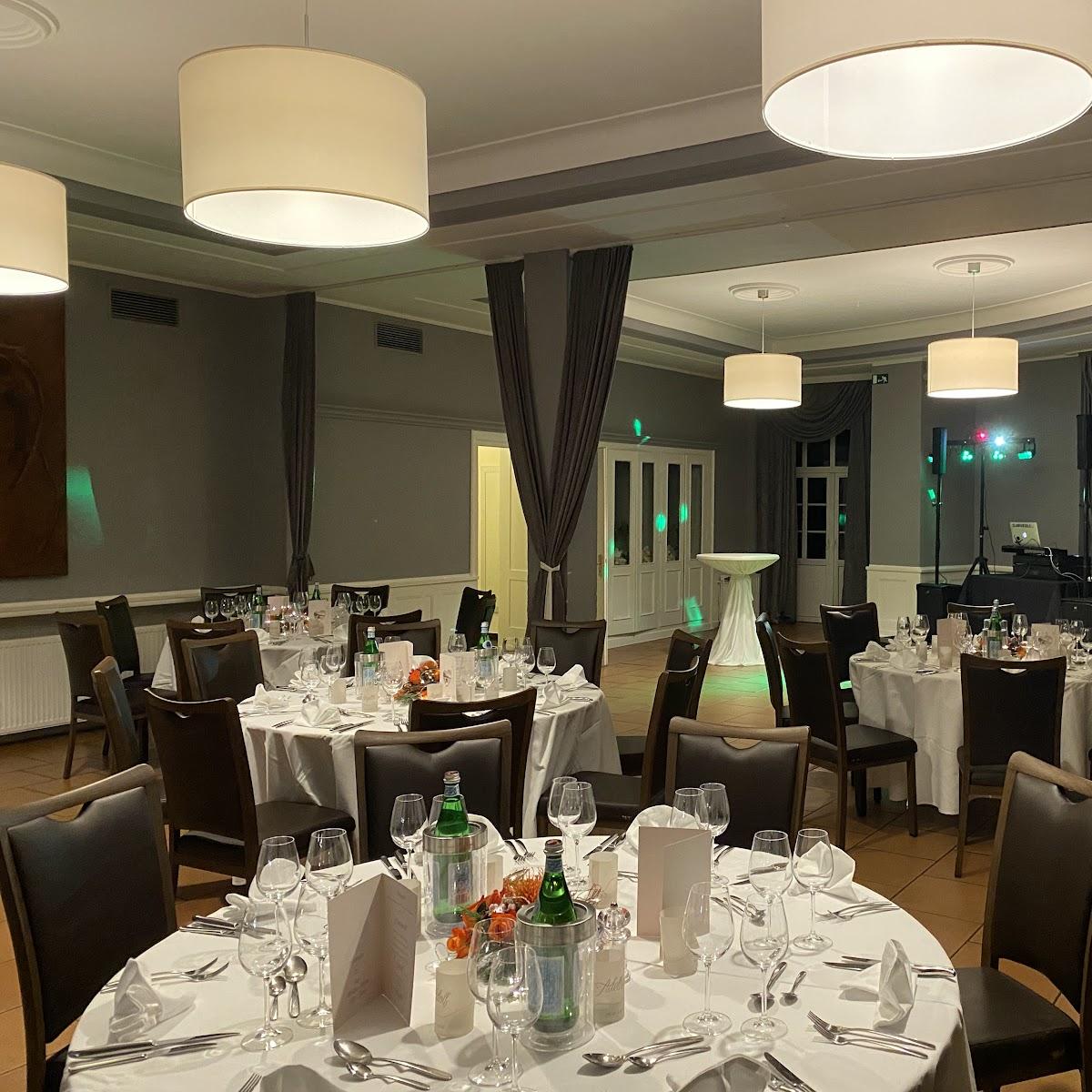 Restaurant "Steakhaus Wasserturm - Steak & Burger -" in Solingen