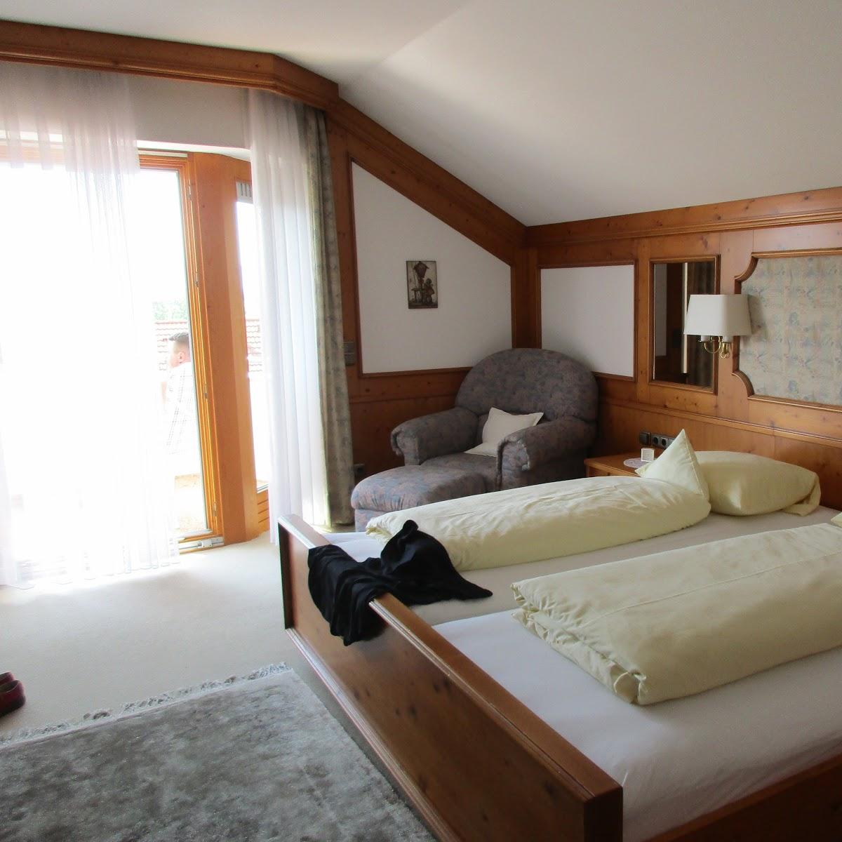 Restaurant "er Hof" in  Sulzberg