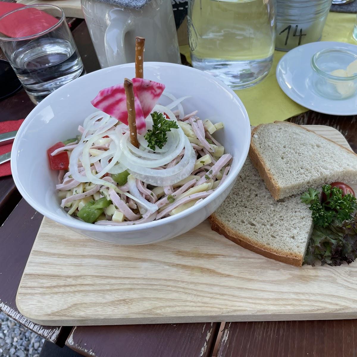 Restaurant "Gasthaus Grüner Baum" in Schlier