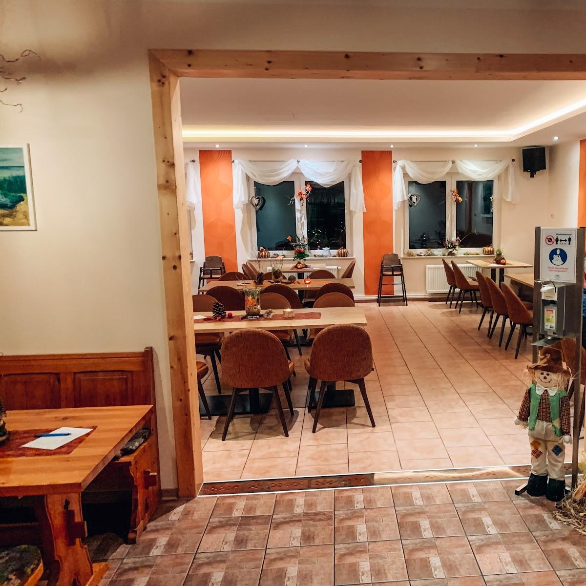 Restaurant "er Dorfkrug" in Sauzin