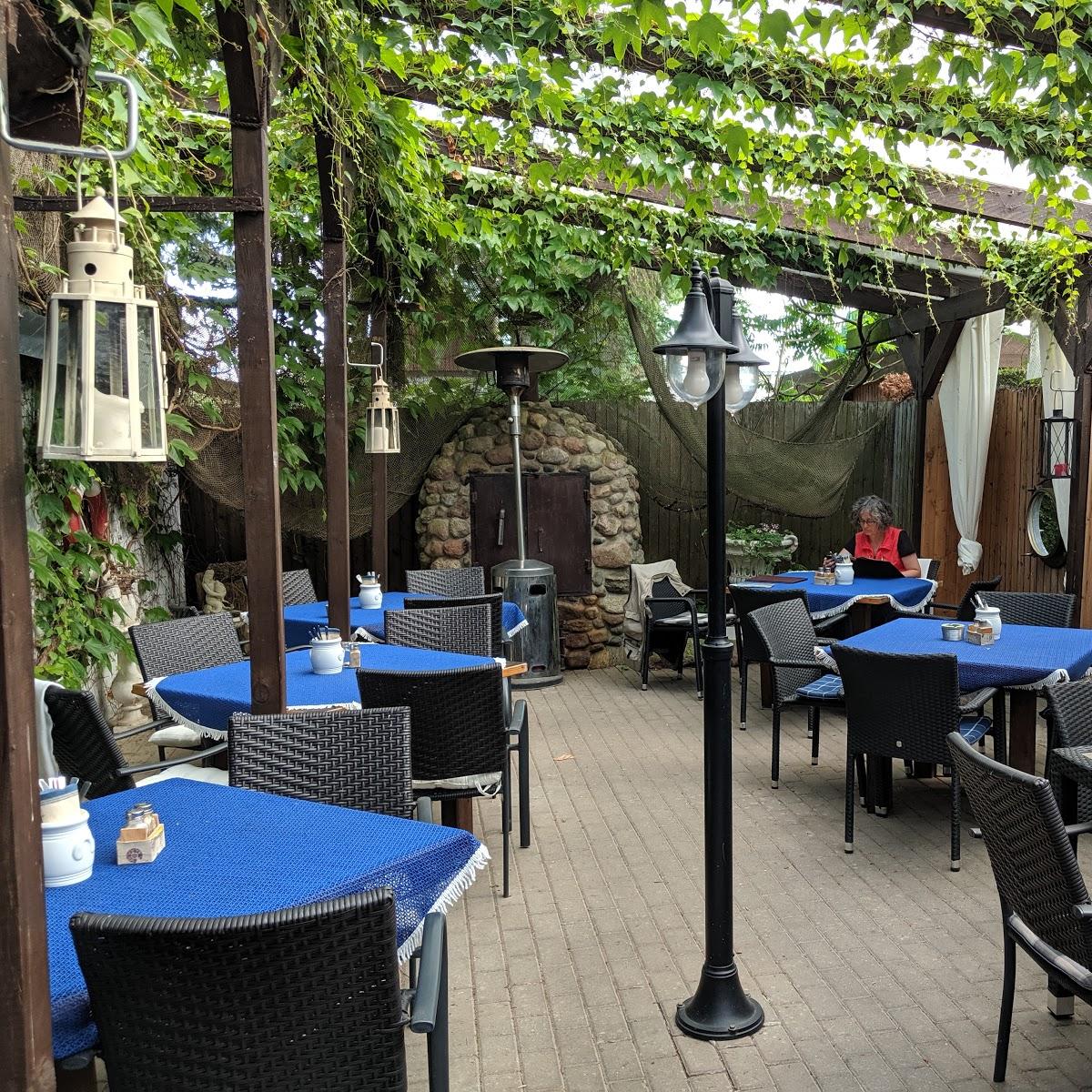 Restaurant "Fischstübchen Neeberg" in  Krummin