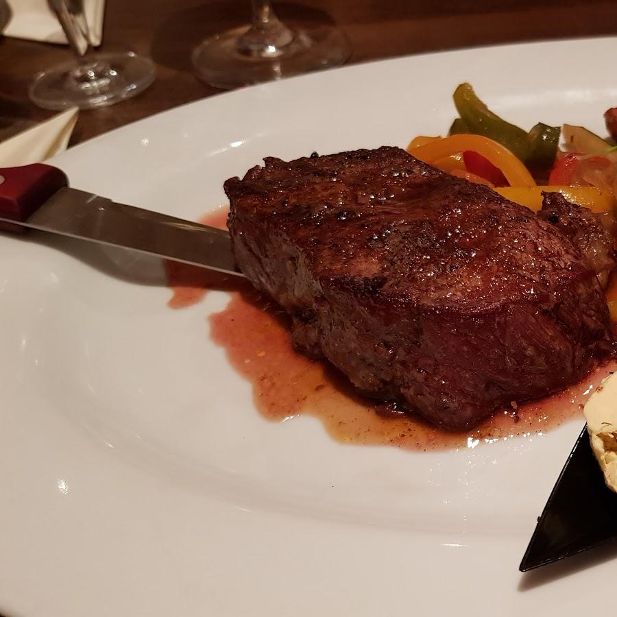 Restaurant "Nino