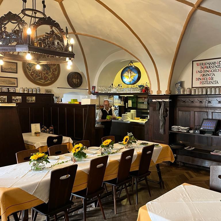 Restaurant "Heilig-Geist-Stiftschenke und Stiftskeller" in Passau