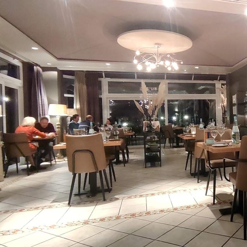 Restaurant "Elies - Restaurant am See" in Niedernberg