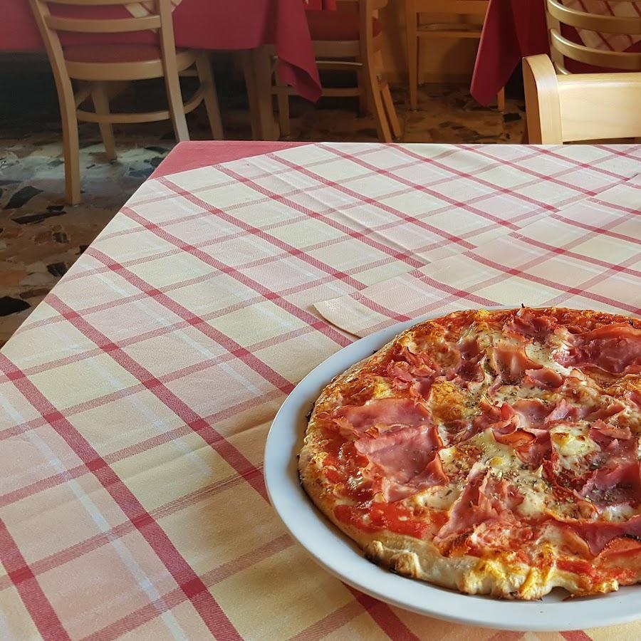 Restaurant "Restaurante pizzeri La Perla" in Schongau