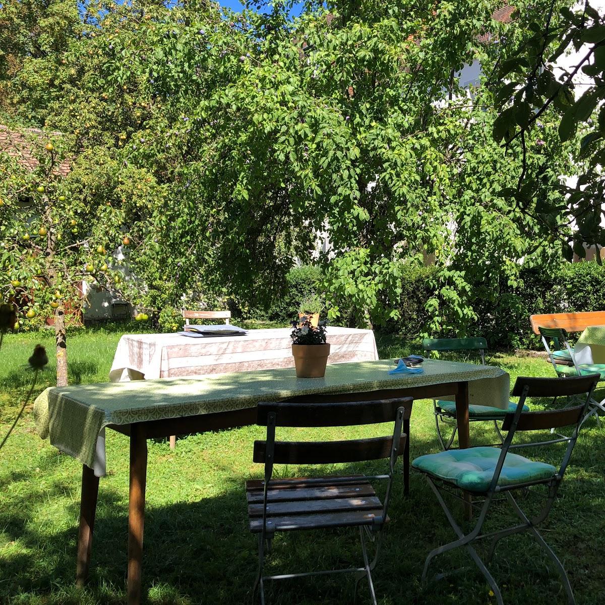 Restaurant "H. Knollmüller Gastwirtschaft" in  Winzer