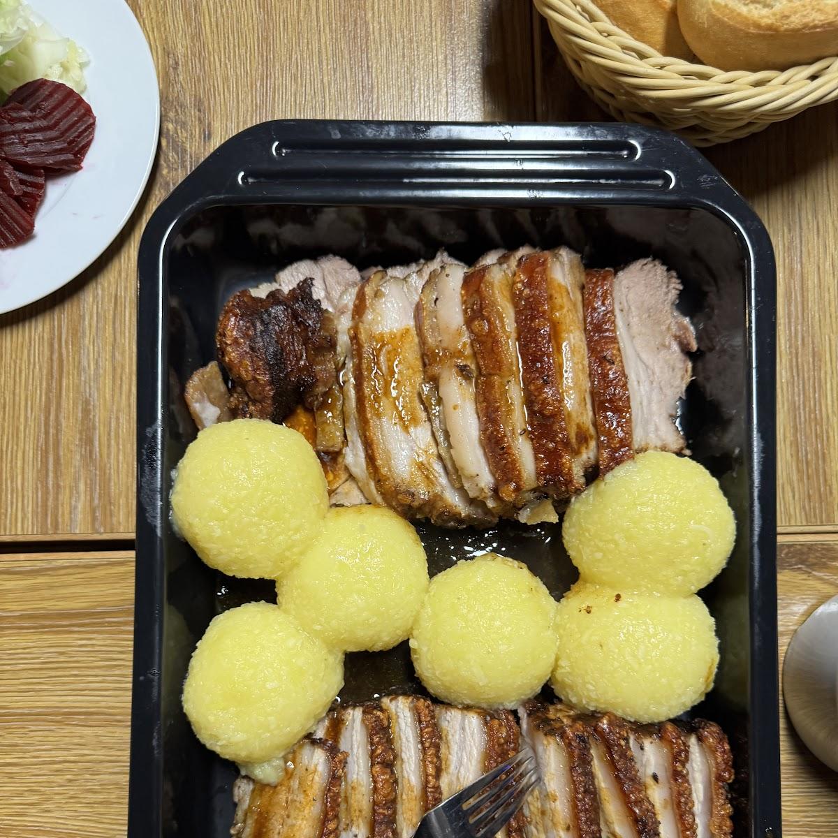 Restaurant "Gasthaus Knöckl" in Osterhofen