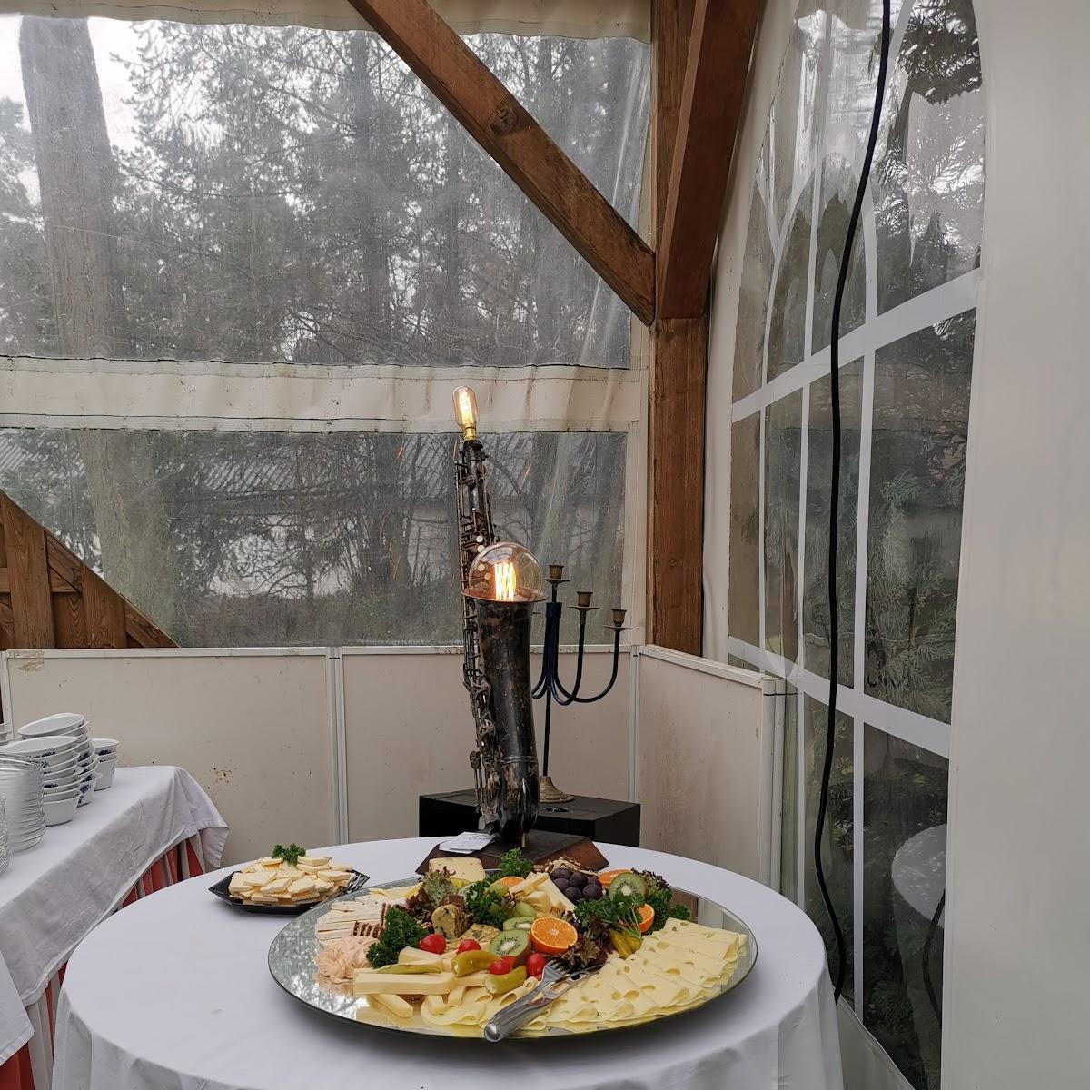 Restaurant "Waldfrieden Elbe" in Bleckede