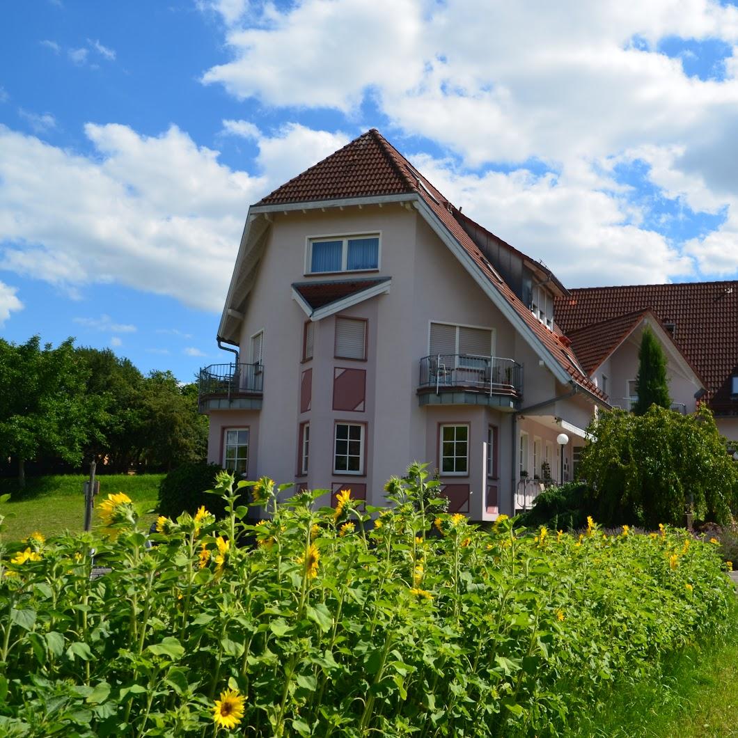 Restaurant "Castell - Das Hotel - Restaurant für Wanderer und Feinschmecker" in Leinsweiler