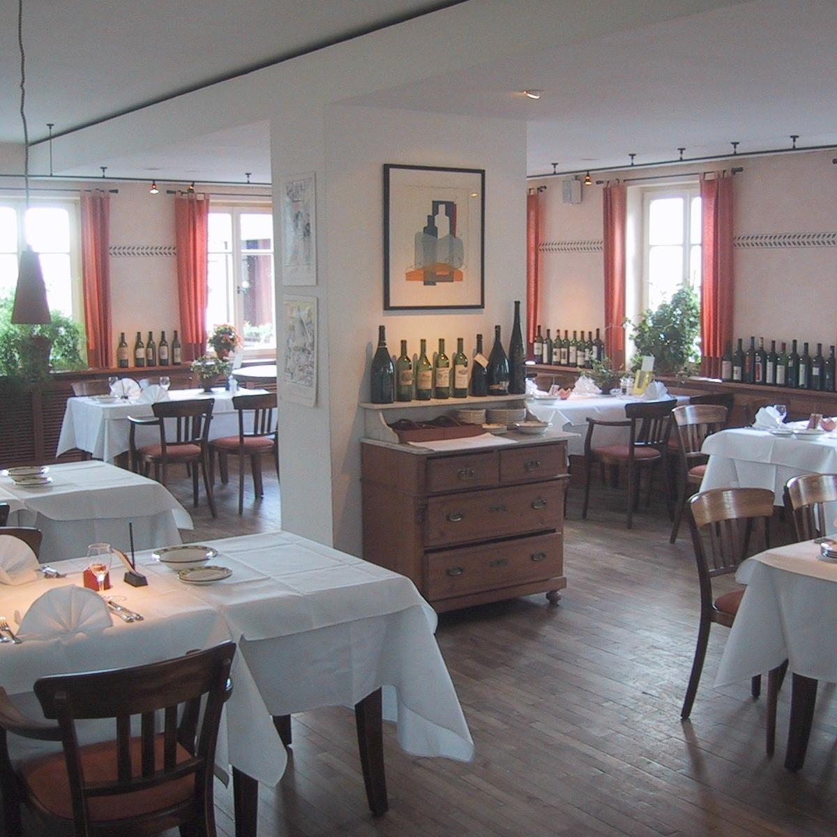 Restaurant "LANDGASTHOF PAULUS & DER LADEN - Thomas A. Nickels" in Nonnweiler