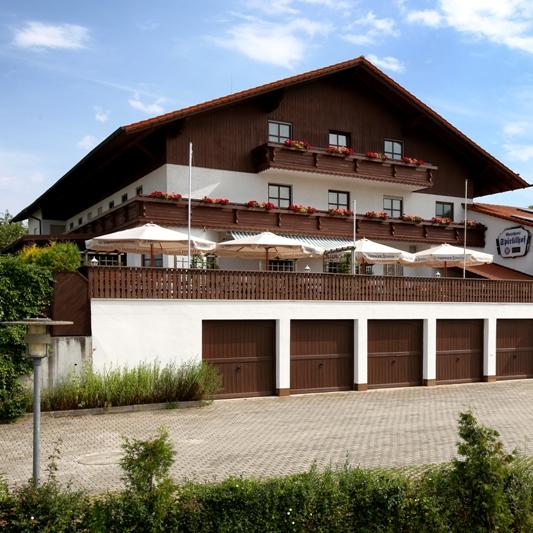 Restaurant "Land-Gut-Hotel Spirklhof" in Bodenkirchen