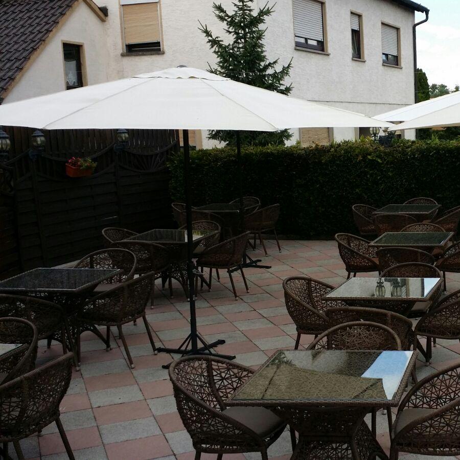 Restaurant "pizzeria la fontana Eisdiele Gaststätten" in Sand am Main