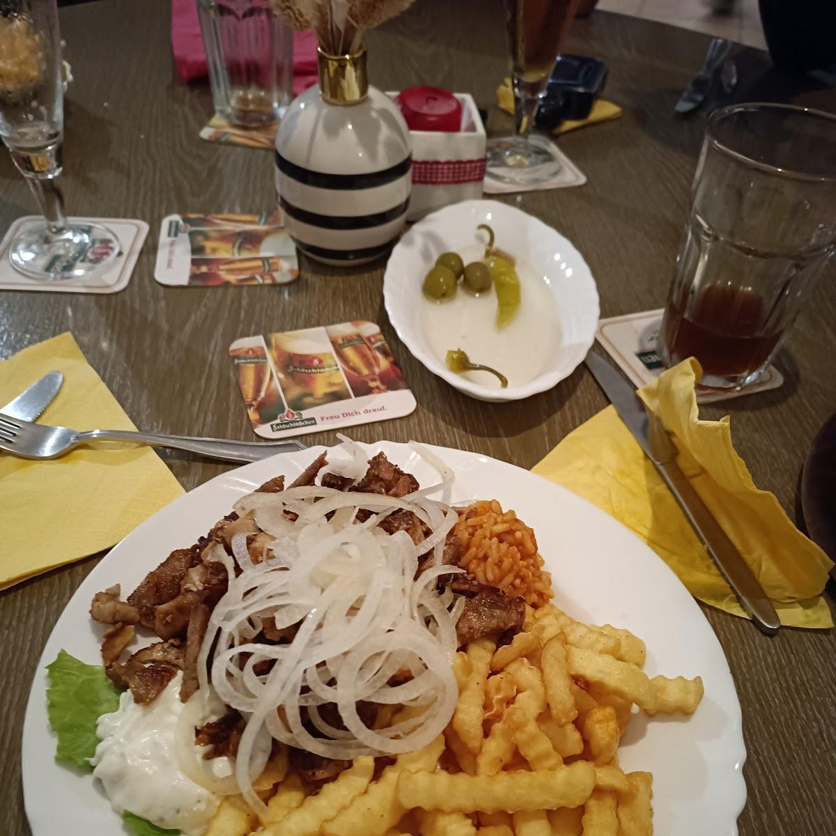 Restaurant "r Hof" in Hillerse